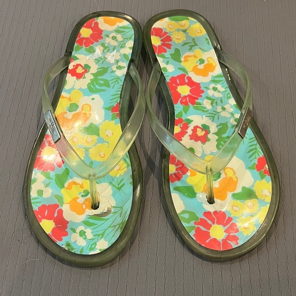 Lilly Pulitzer Shoes - Lilly Pulitzer  Women's Flip Flops size 8